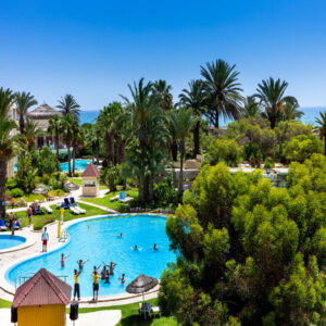 Logement 2 adultes à Magic life africana